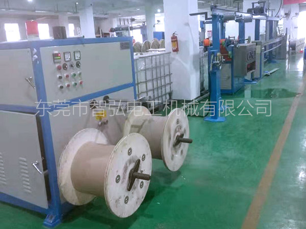 Power Cord and Sheathed Wire Extruder